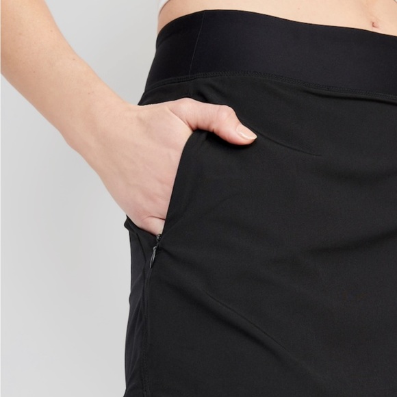 High-Waisted StretchTech Pleated 2-in-1 Skort for Women - Picture 3 of 5